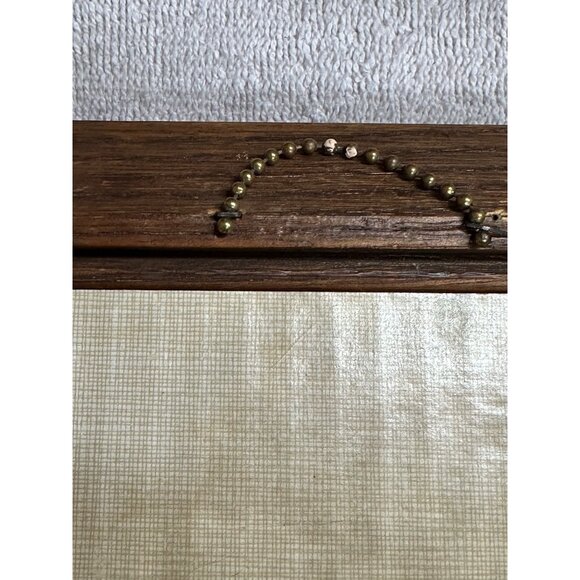 KayDee Red Barn Winter Scene Linen Print Wood Framed Wall Hanging Art 16"x16" - Picture 6 of 9